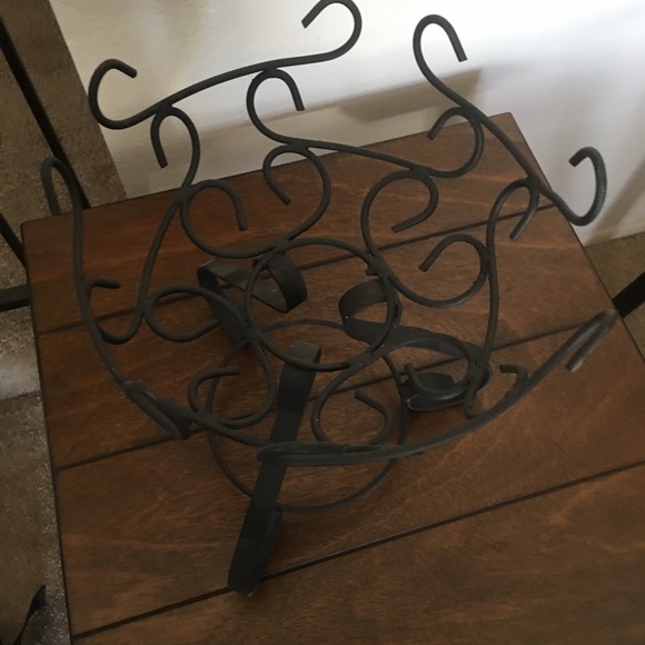 Wrought iron centerpiece - Picture 4 of 5